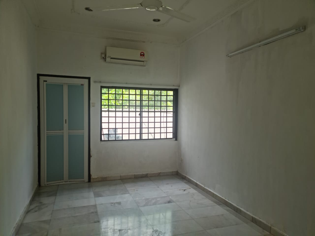 Tanjung Bungah Bungalow For Sale