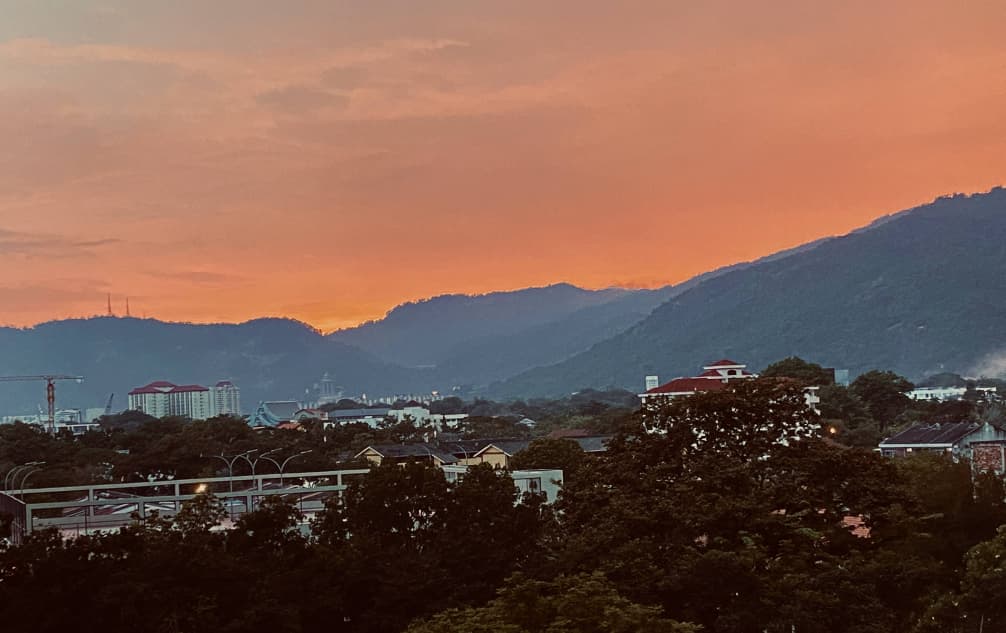 1 Persiaran Gurney (PG1) Condominium For Sale | 1800sqft | 3R2B | RM805.56psf