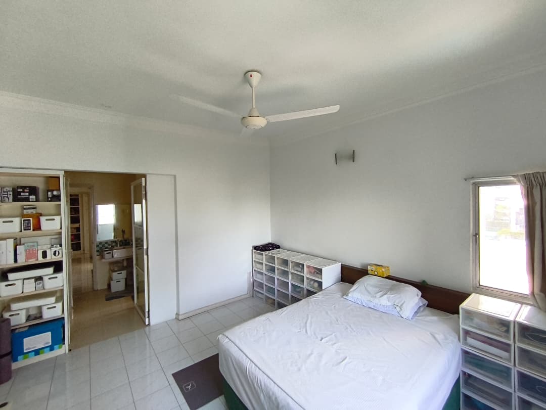 1 Persiaran Gurney (PG1) Condominium For Sale | 1800sqft | 3R2B | RM805.56psf