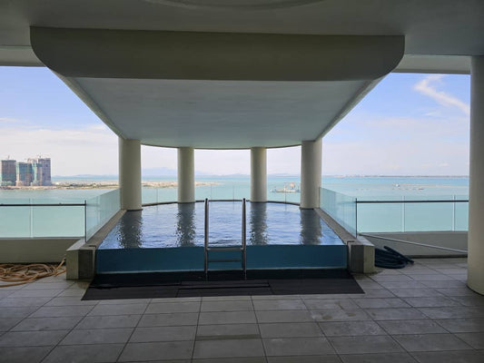 8 Gurney (The Shore) Condominium For Rent