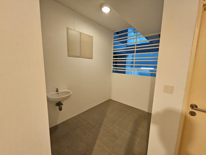 Gurney Paragon Condominium For Rent