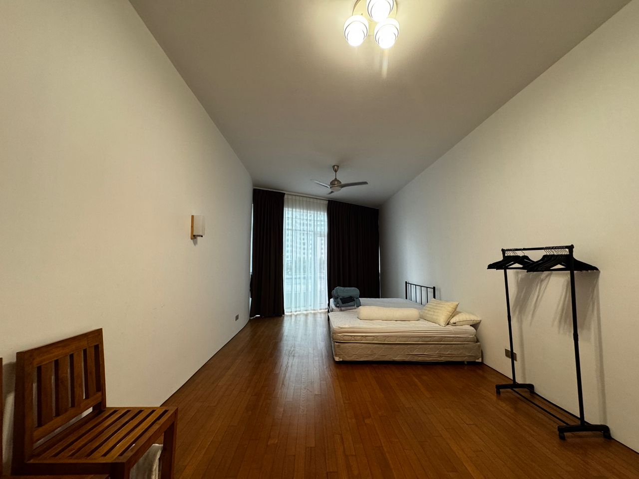 8 Gurney (The Shore Condominium) For Sale