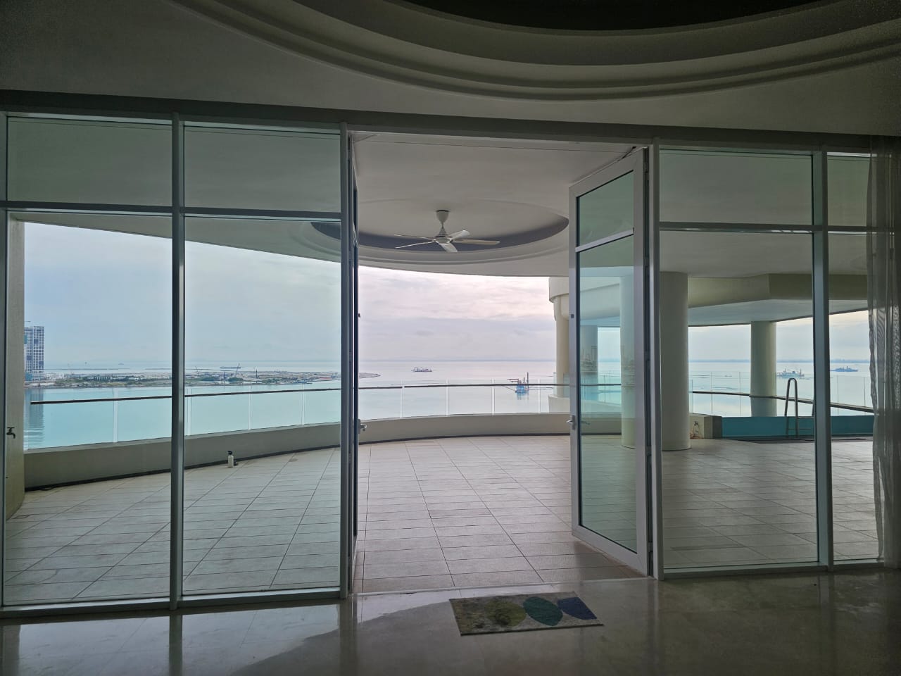 8 Gurney (The Shore Condominium) For Sale