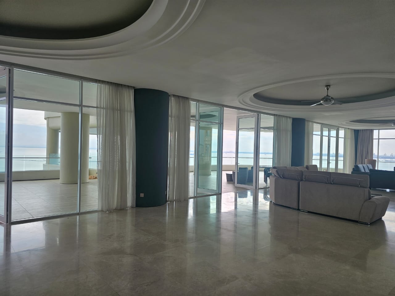 8 Gurney (The Shore Condominium) For Sale