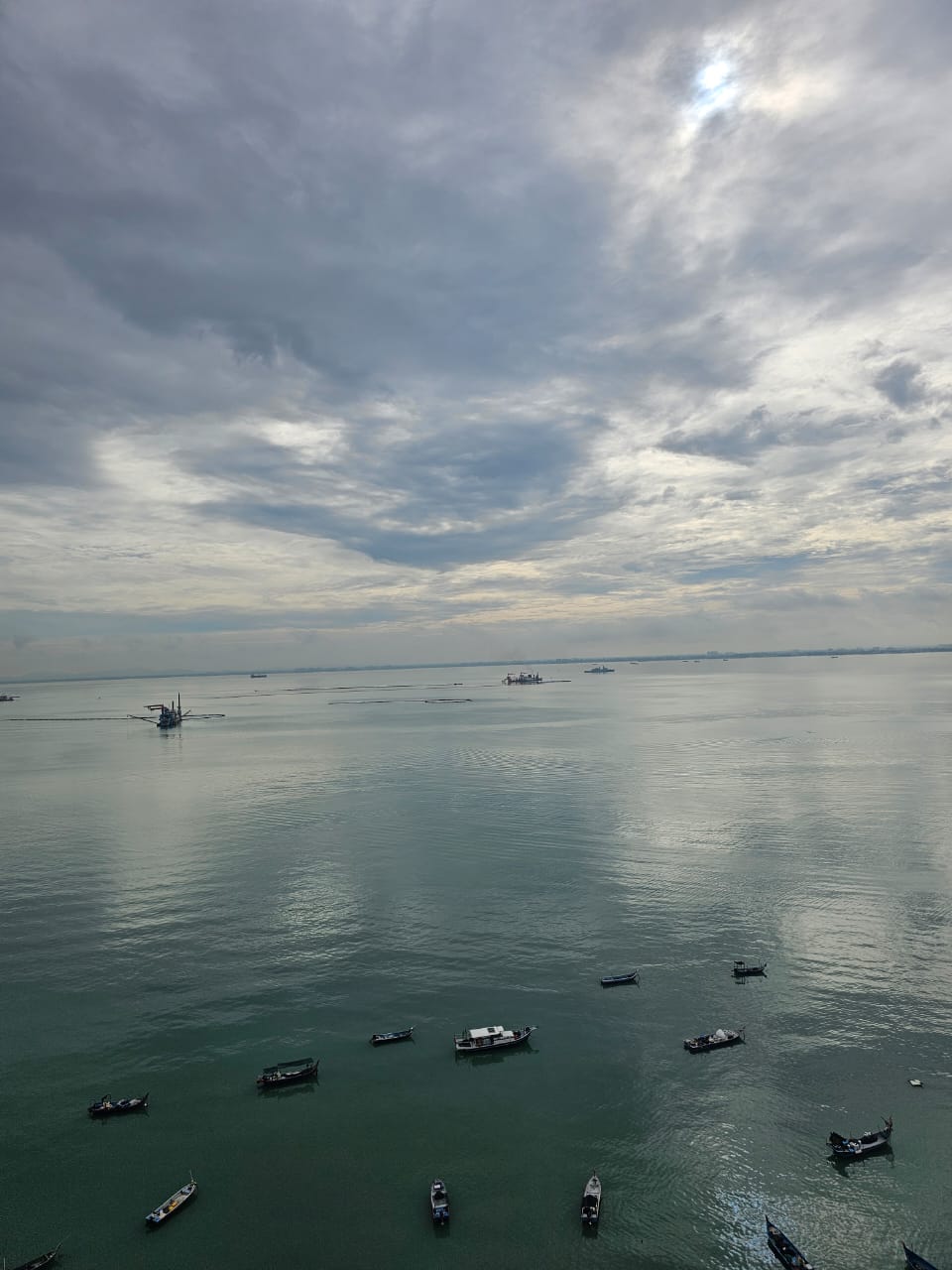 8 Gurney (The Shore Condominium) For Sale