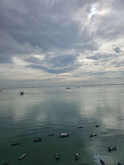 8 Gurney (The Shore Condominium) For Sale