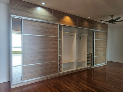 8 Gurney (The Shore Condominium) For Sale