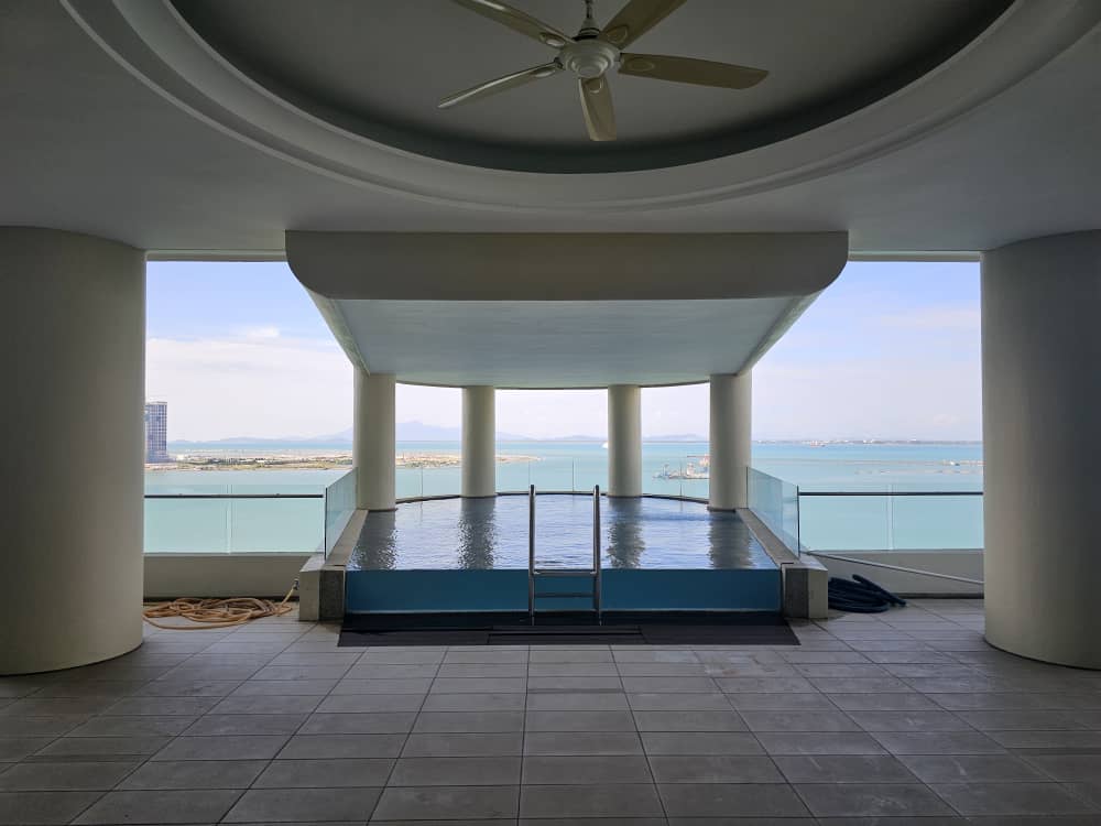 8 Gurney (The Shore Condominium) For Sale