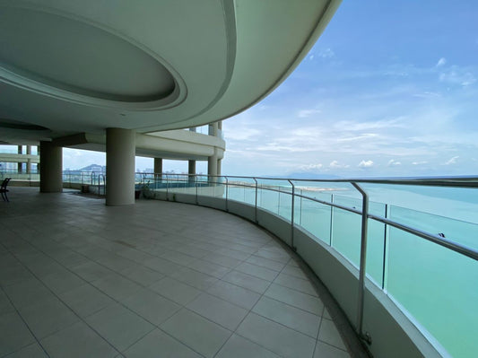 8 Gurney (The Shore Condominium) For Sale