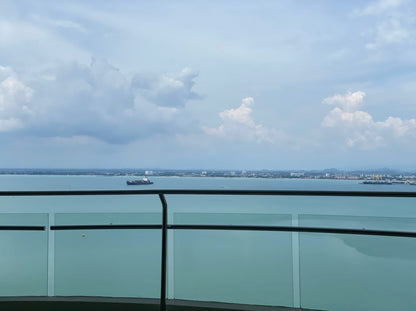 8 Gurney (The Shore Condominium) For Sale