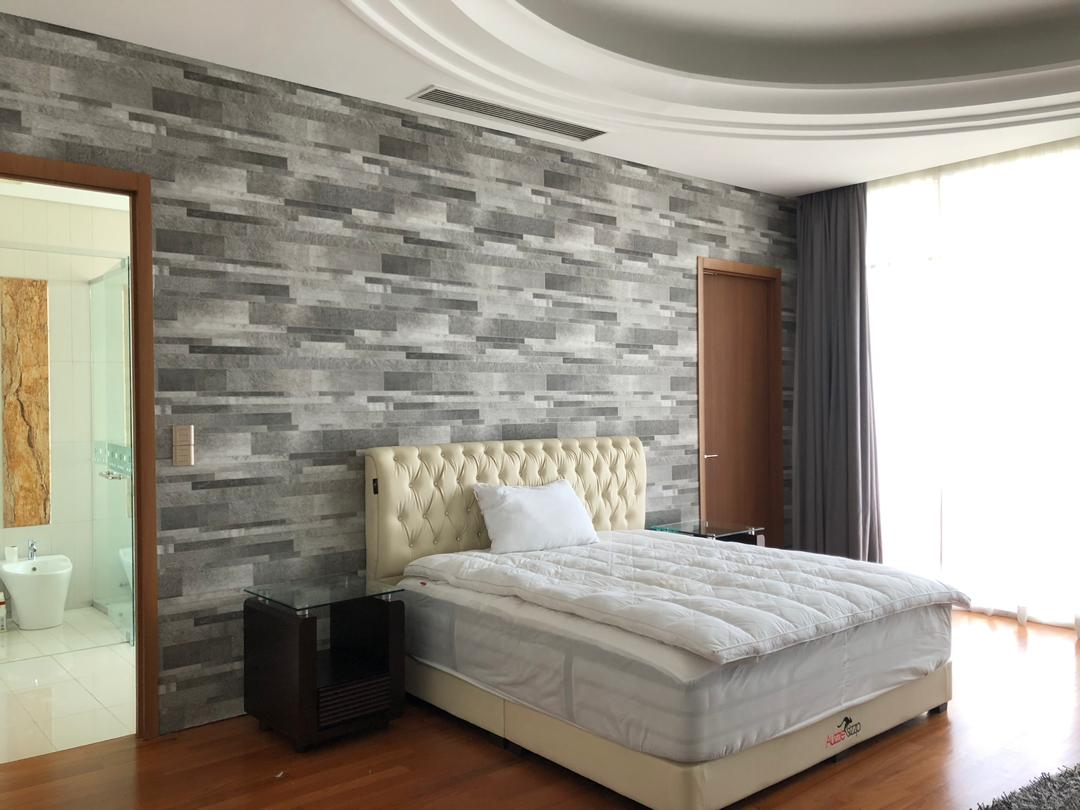 8 Gurney (The Shore Condominium) For Sale