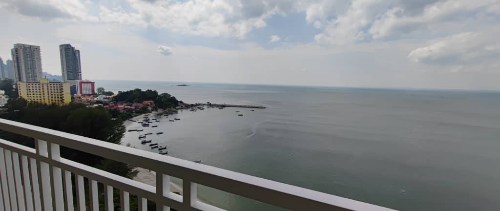 Quayside Condominium For Sale