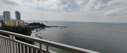 Quayside Condominium For Sale