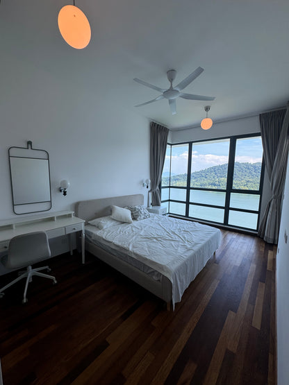 Queens Residences Q1 @ Queens Waterfront Condominium For Rent
