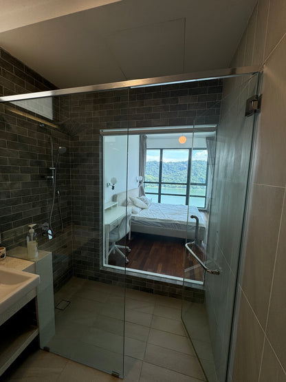 Queens Residences Q1 @ Queens Waterfront Condominium For Rent