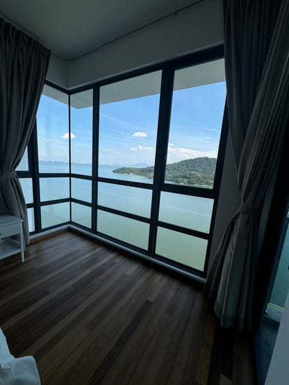 Queens Residences Q1 @ Queens Waterfront Condominium For Rent