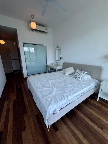 Queens Residences Q1 @ Queens Waterfront Condominium For Rent