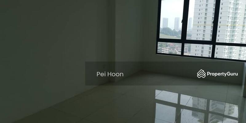Mont Residence Condominium For Sale | 972sqft | 3R2B | RM668.72psf