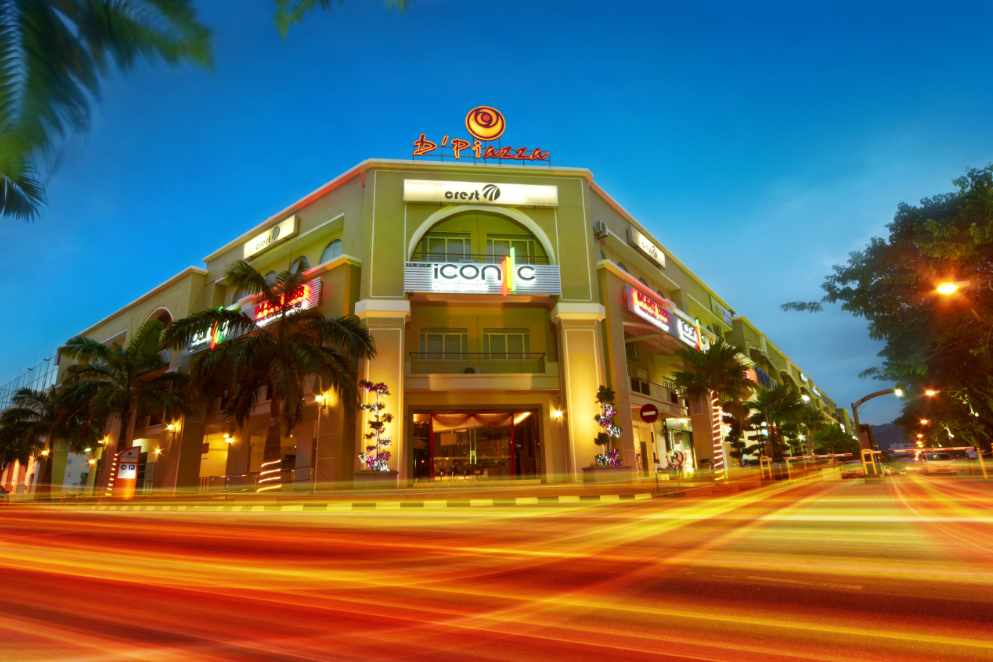 D'Piazza Mall Retail Space For Sale