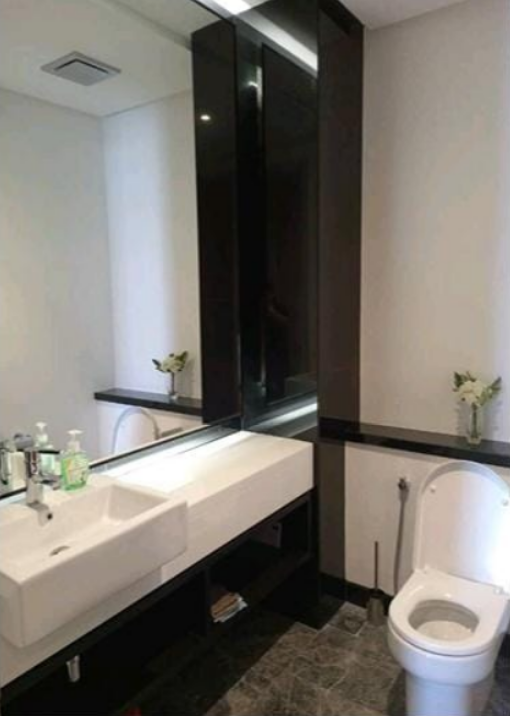 Straits Residences Condominium For Rent