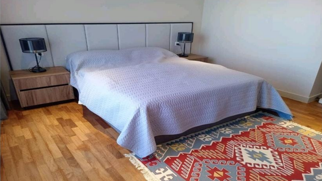 Straits Residences Condominium For Rent