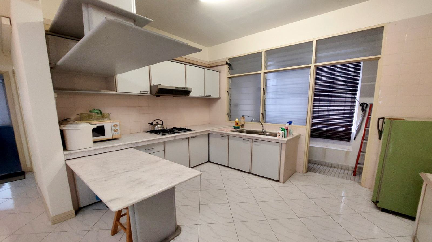 Scotland Park Condominium For Sale