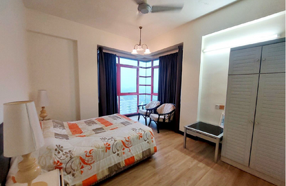 Scotland Park Condominium For Sale
