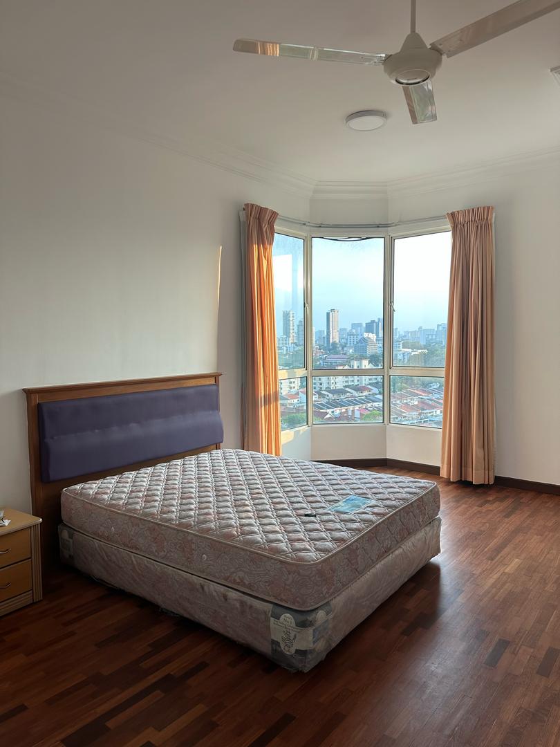 Gurney Beach Resort Condominium For Sale