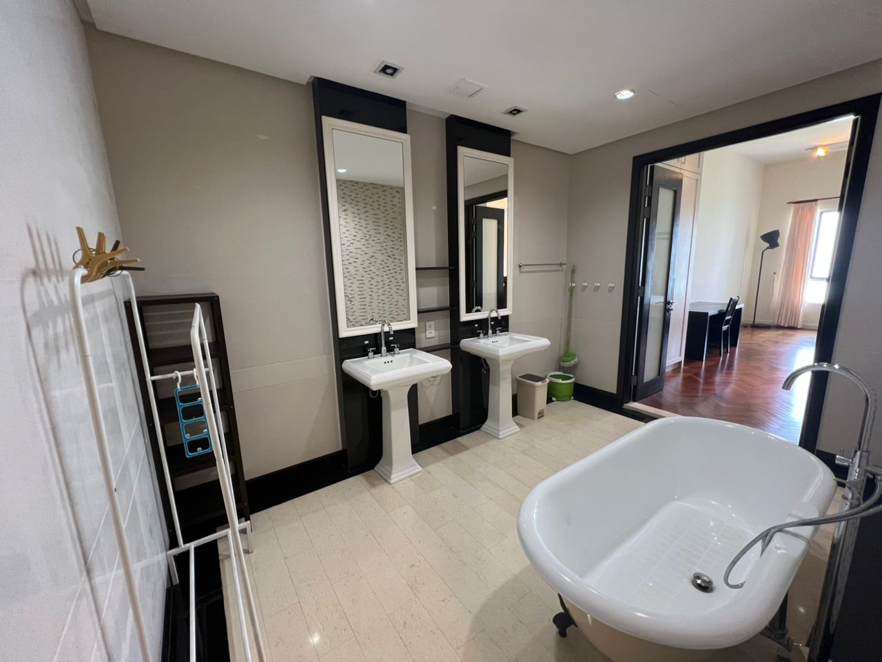 Andaman @ Quayside Condominium For Rent 