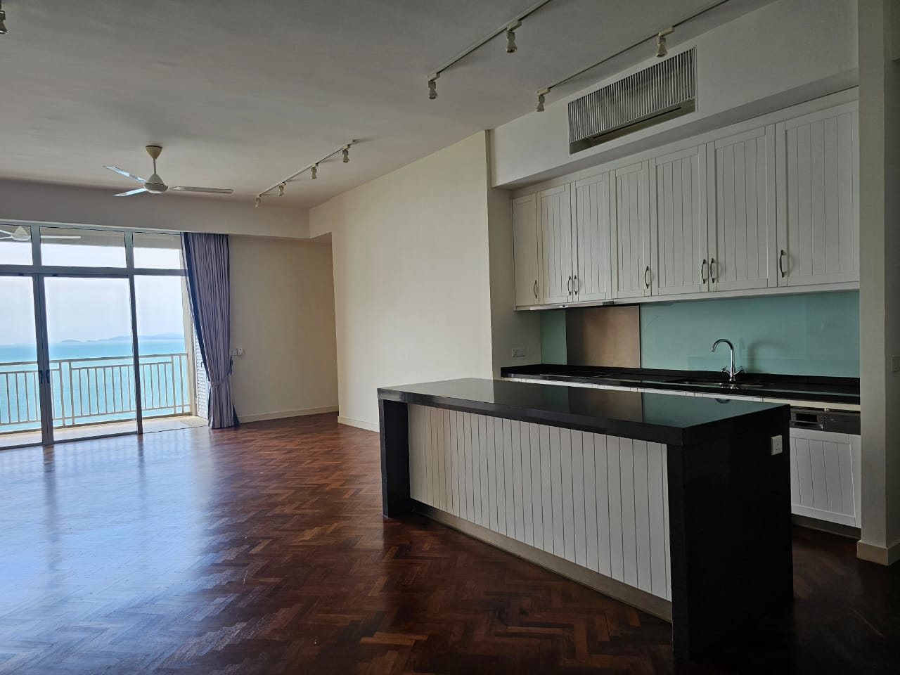 Andaman @ Quayside Condominium For Rent | 2827sqft | 3+1+1R4B | RM3.71psf