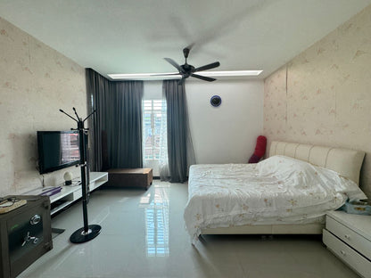 Baystar Condominium For Sale 