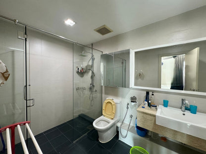 Baystar Condominium For Sale