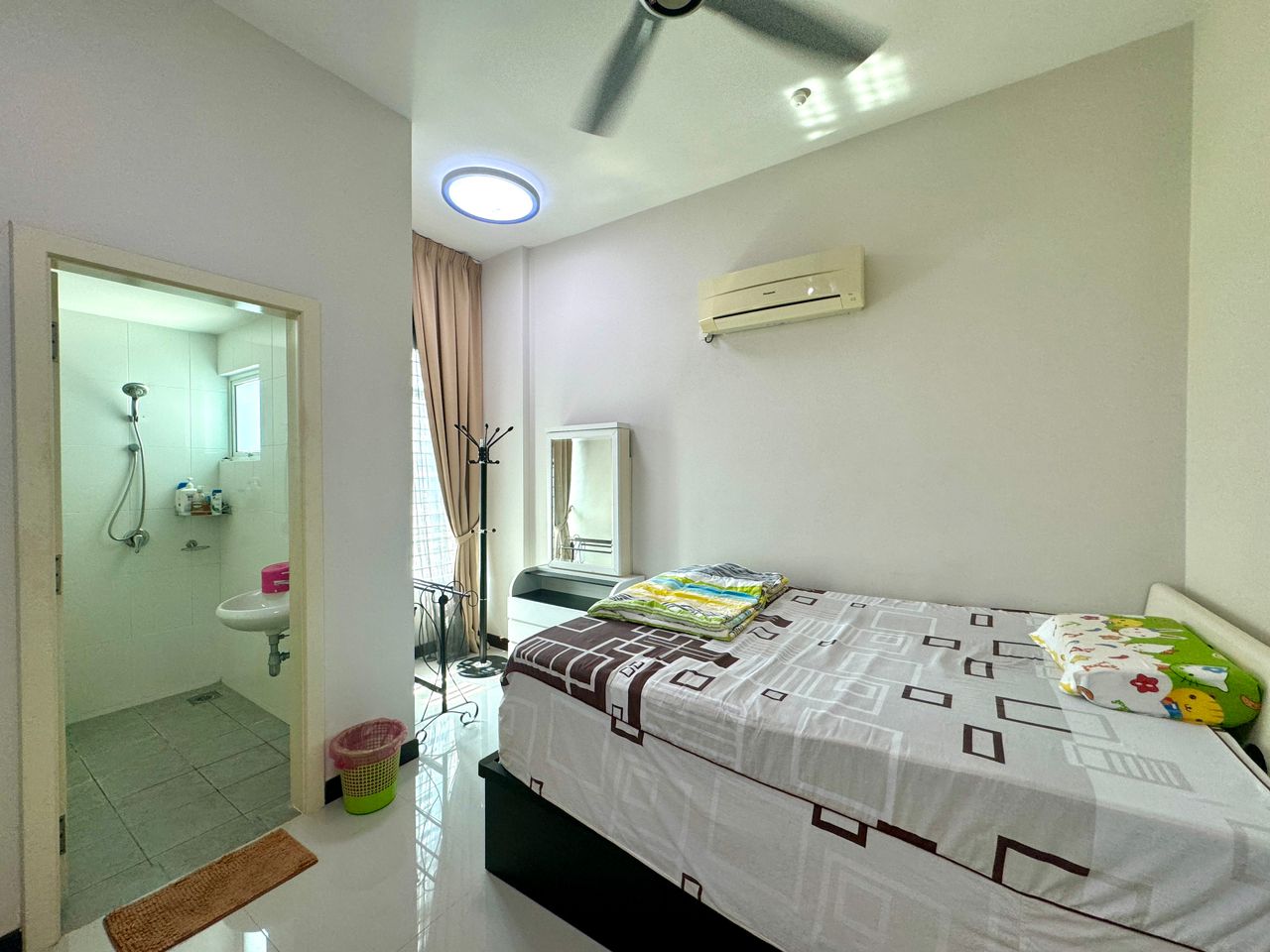 Baystar Condominium For Sale 