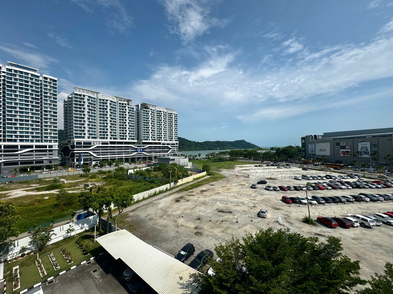 Baystar Condominium For Sale 