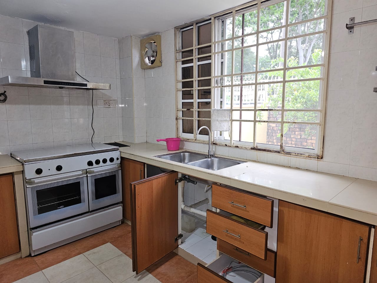 Minden Heights Landed House For Sale