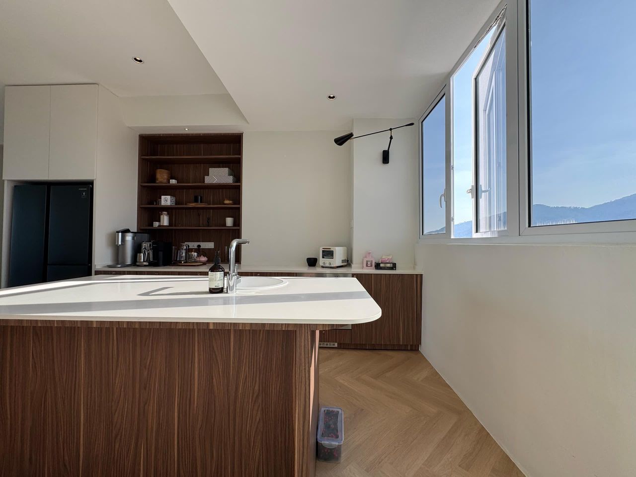 City Residence Condominium For Sale