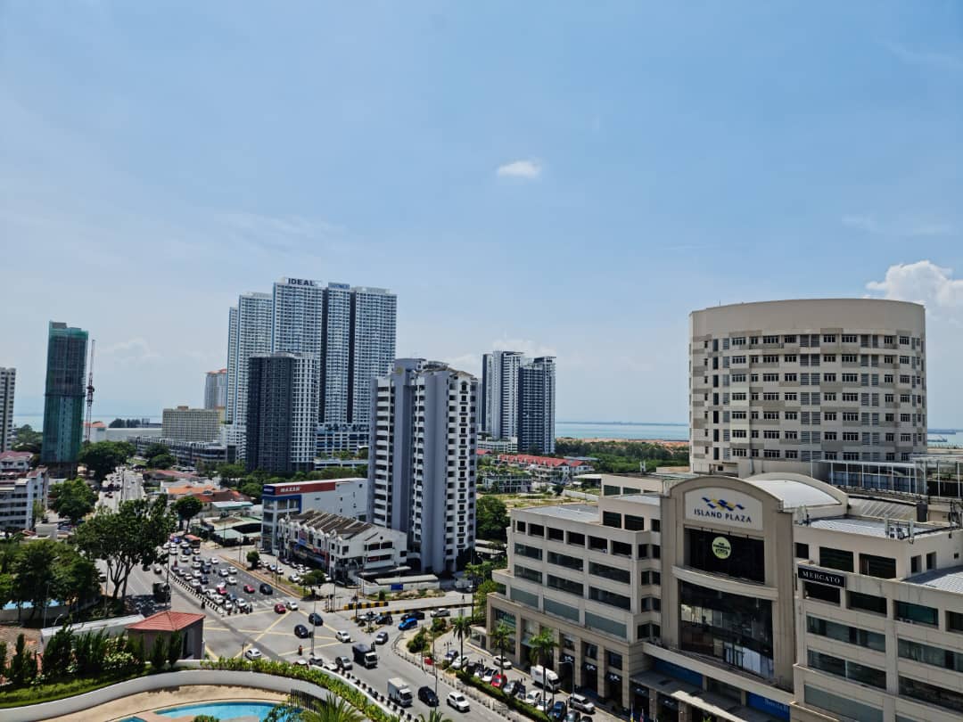 City Residence Condominium For Sale