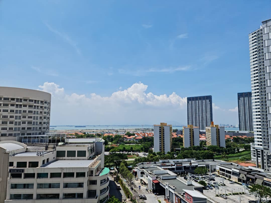 City Residence Condominium For Sale