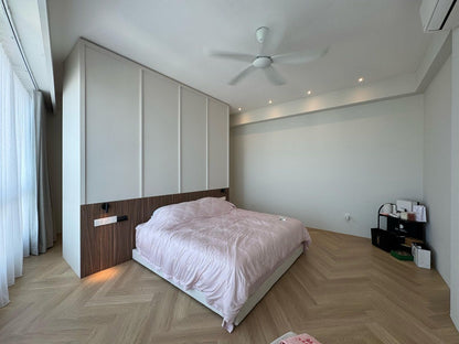 City Residence Condominium For Sale