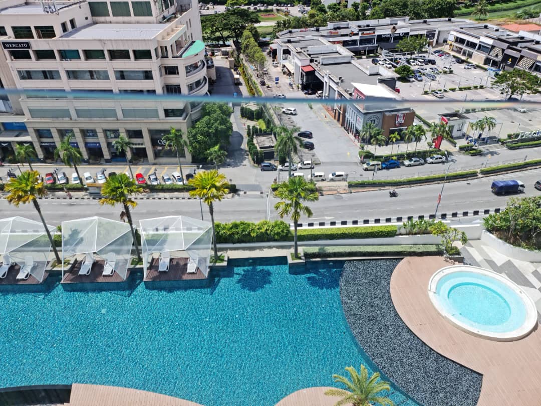 City Residence Condominium For Sale