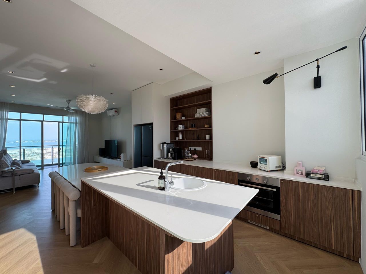 City Residence Condominium For Sale