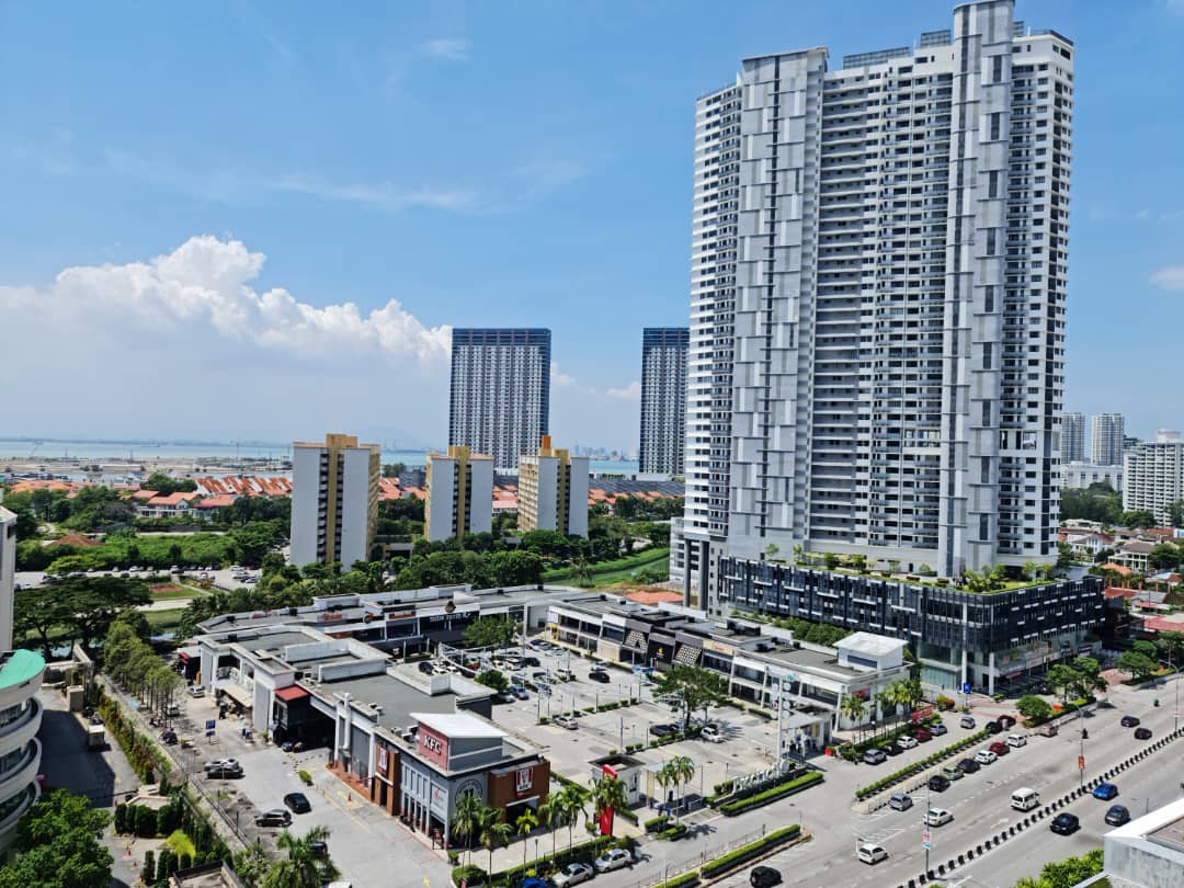 City Residence Condominium For Sale
