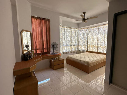 Edgecumbe House Condominium For Sale