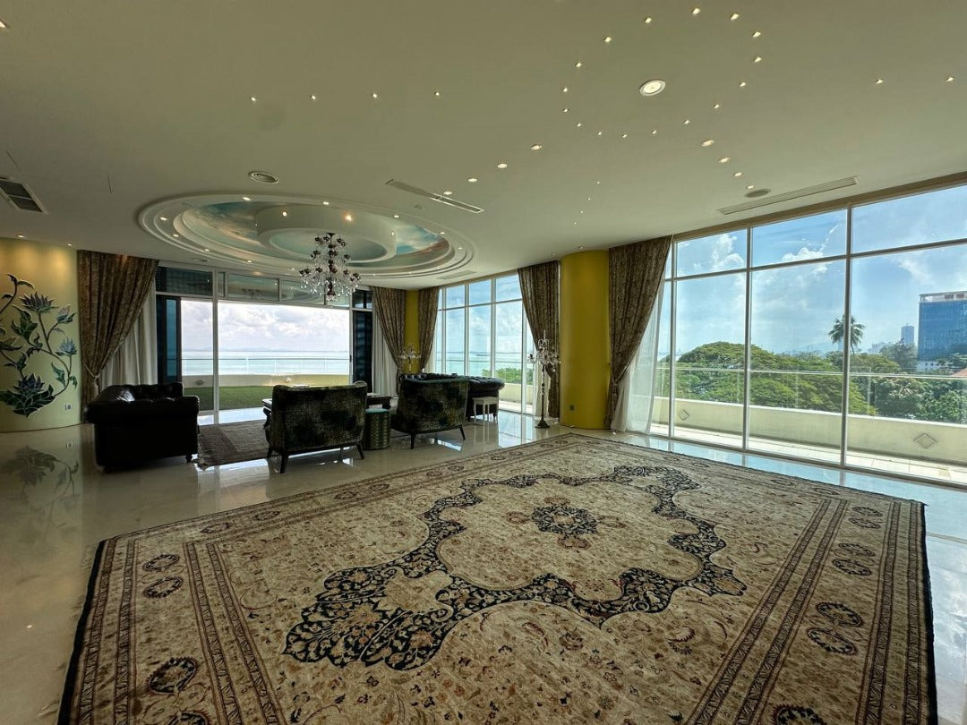 8 Gurney (The Shore Condominium) For Sale 