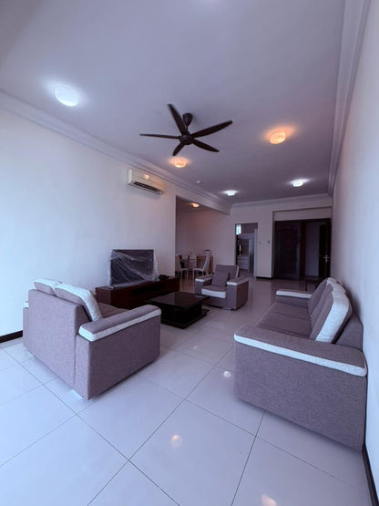 Fettes Residences Condominium For Sale | 2000sqft | 4+1R3+1B | RM695psf
