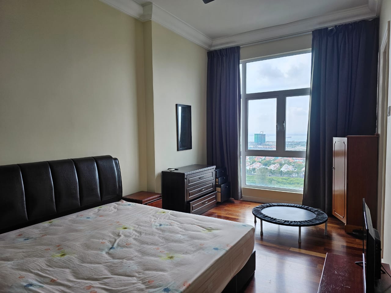 Fettes Residences Condominium For Sale | 2400sqft | 4+1R4B | RM687.50psf