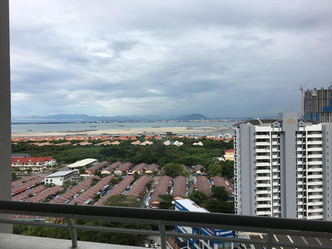 Fettes Residences Condominium For Sale | 2400sqft | 5+1R4B | RM750psf