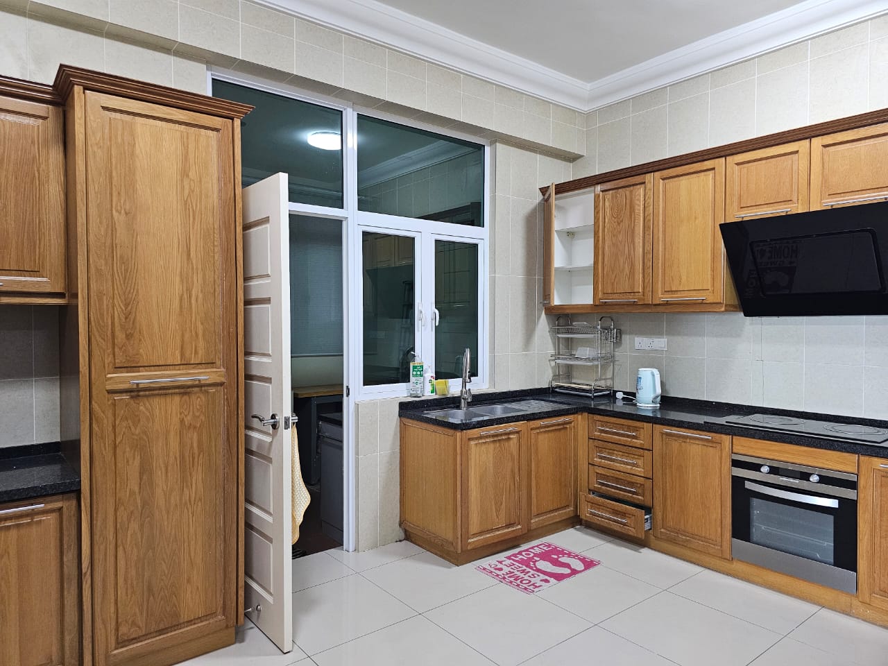 Fettes Residences Condominium For Sale | 2400sqft | 4+1R4B | RM687.50psf