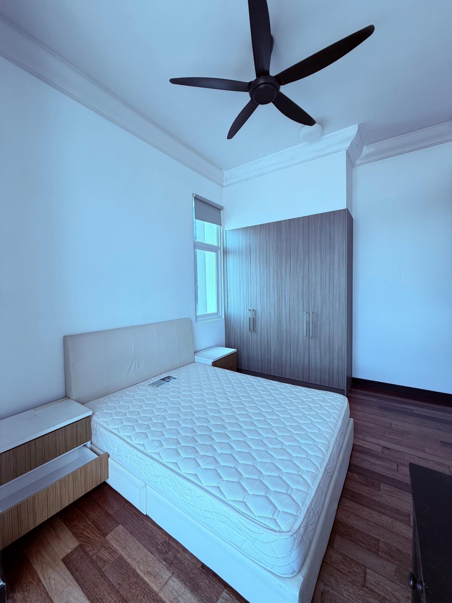 Fettes Residences Condominium For Sale | 2000sqft | 4+1R3+1B | RM695psf