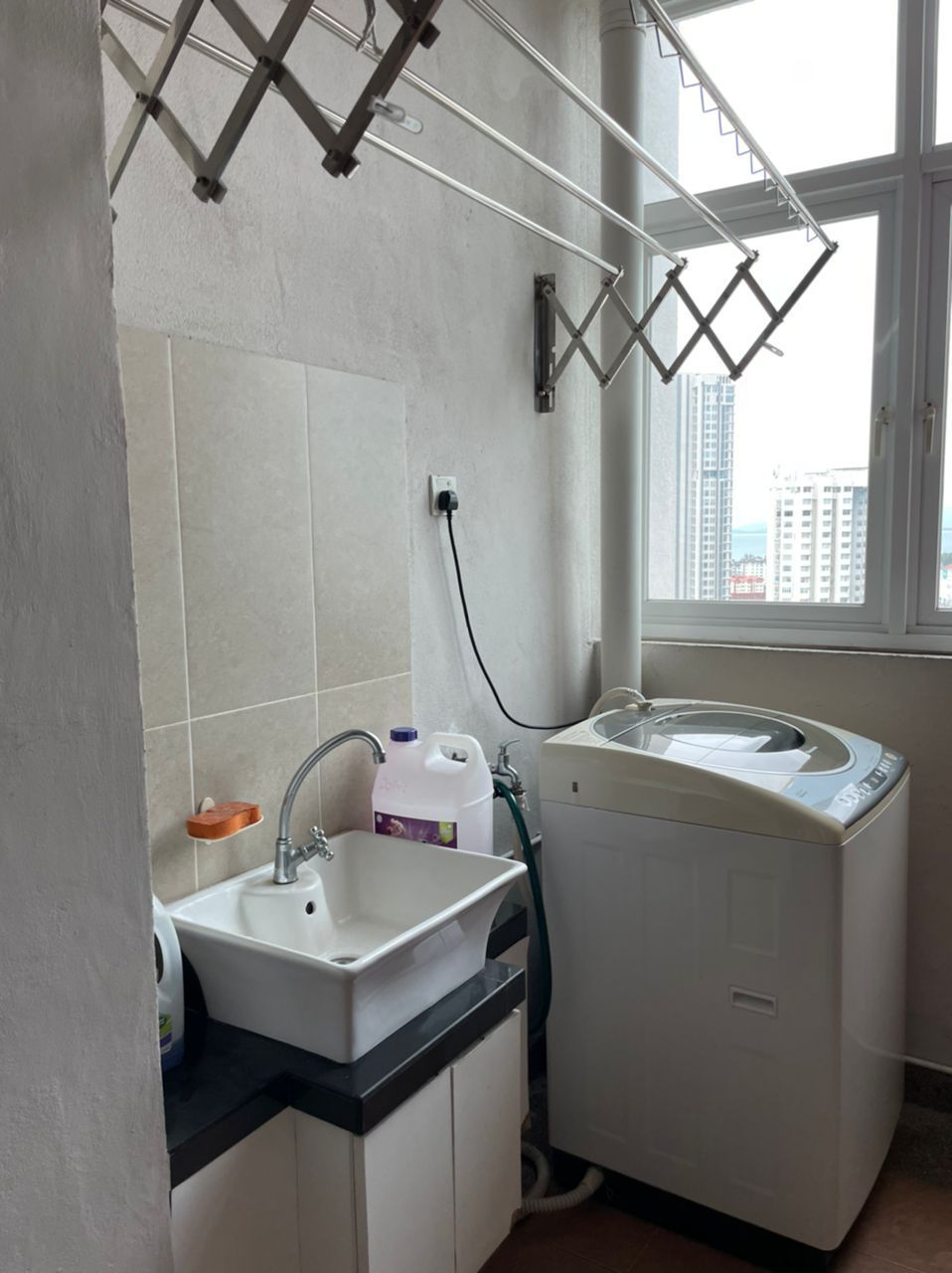 Fettes Residences Condominium For Sale | 2400sqft | 5+1R4B | RM750psf